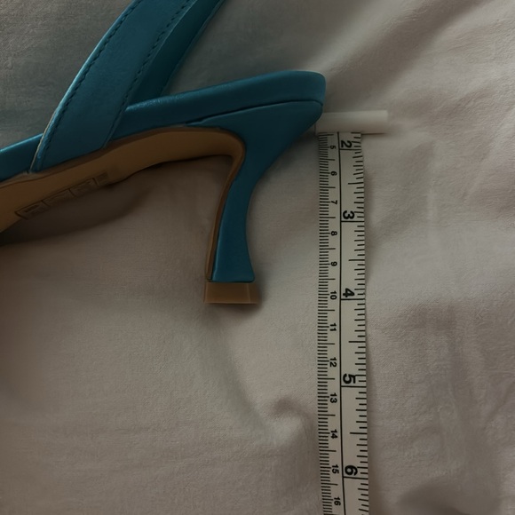 Women dress shoes kitten heels - Picture 4 of 4